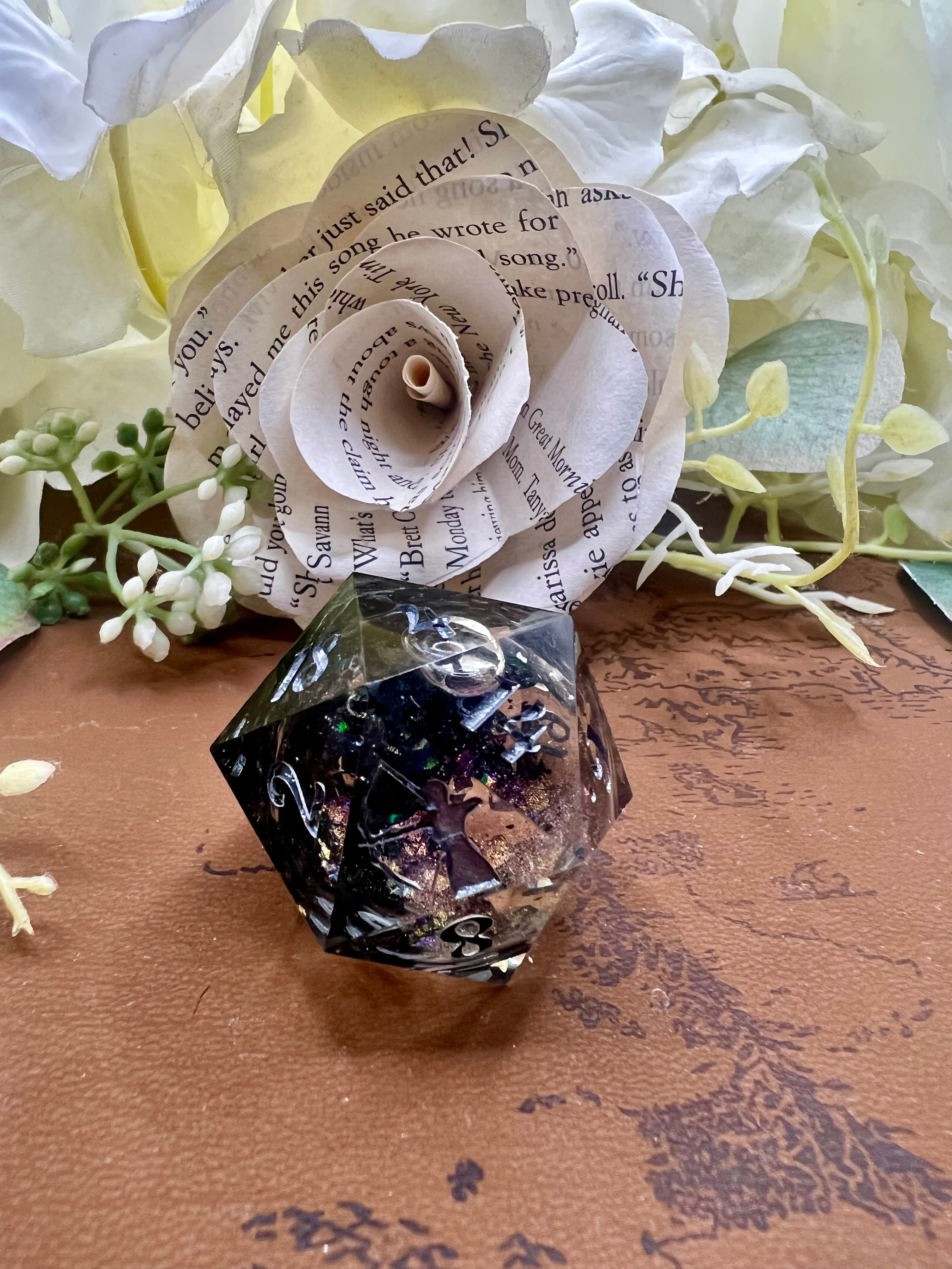 Skyborn Lightning—30mm Black Dragon Scale Liquid Core D20