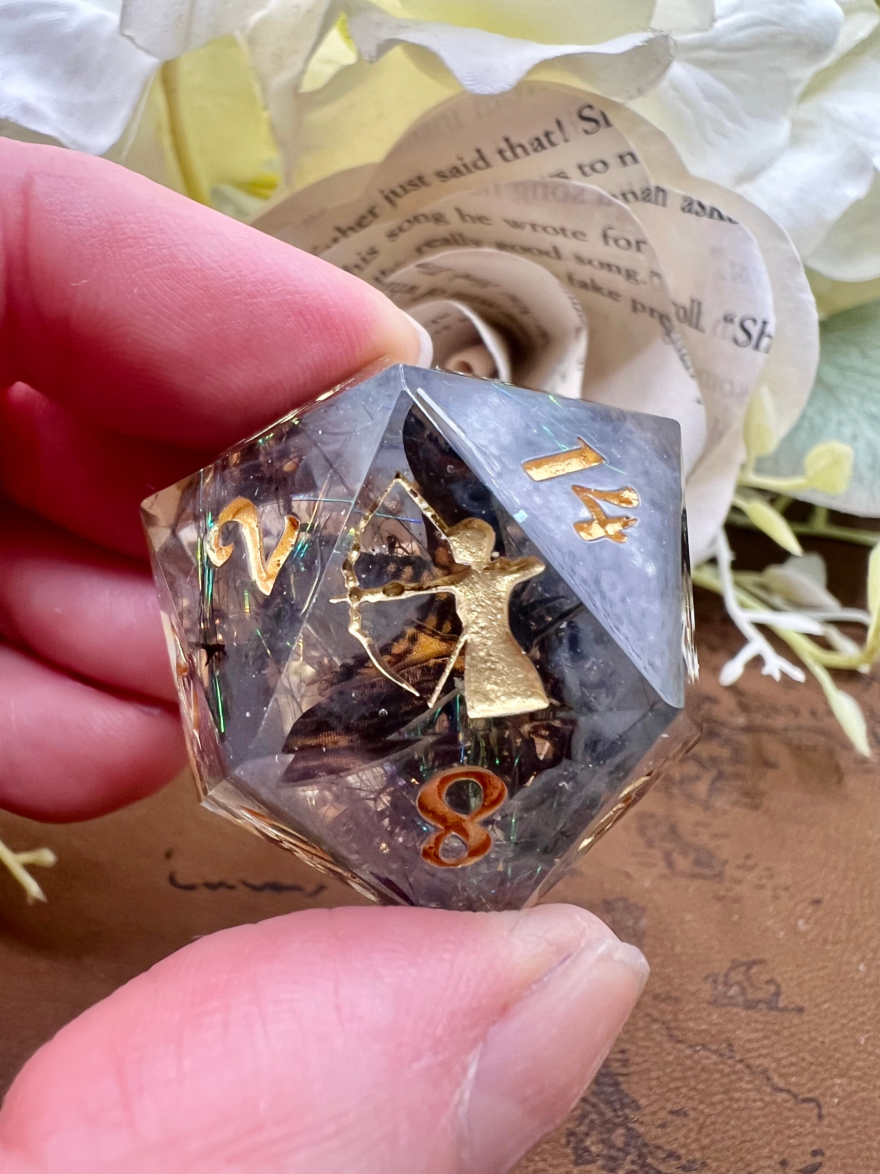 Lantern of the Lost - 30mm D20 Chonk